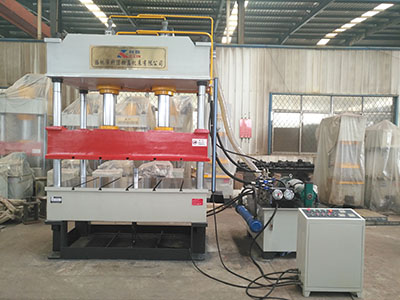 四柱三梁液壓機