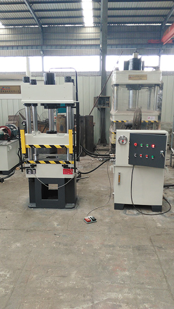 63t小型四柱三梁液壓機